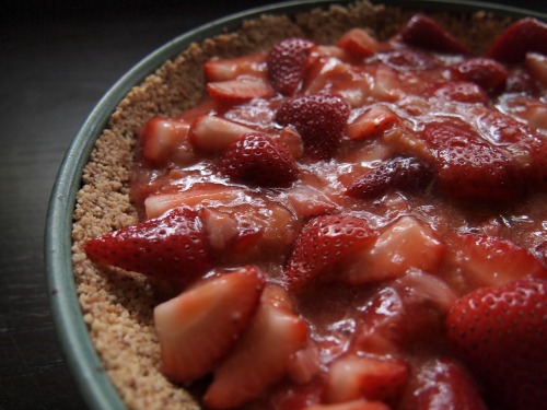 Strawberry Rhubarb Icebox Pie