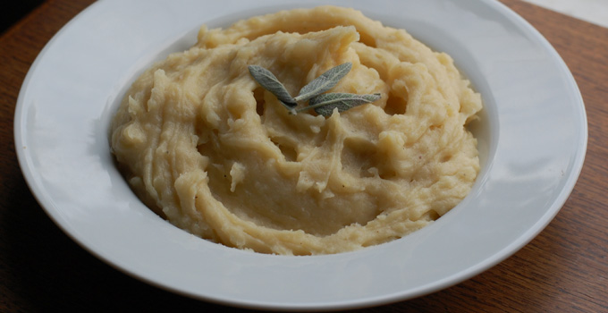 How to make mashed potatoes in a slow cooker (including dairy free options)