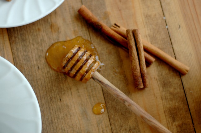For The Love of Food & Books :: Cinnamon Dandelion Tea With Milk & Honey Inspired by Stewart Little